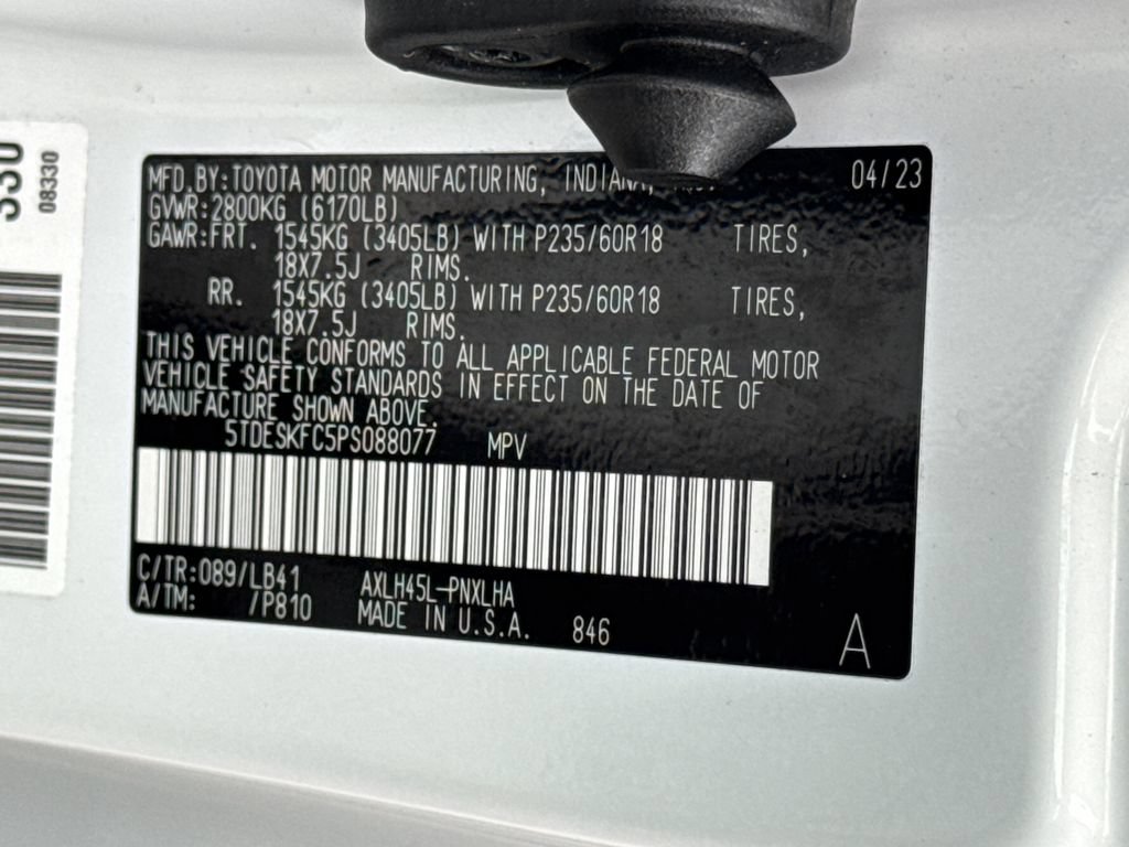 Used 2023 Toyota Sienna Platinum AWD/4WD image 78
