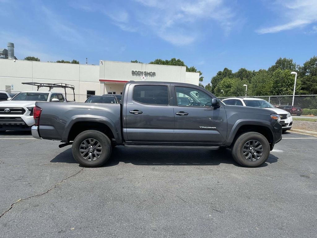 Used 2023 Toyota Tacoma SR5 AWD/4WD image 28