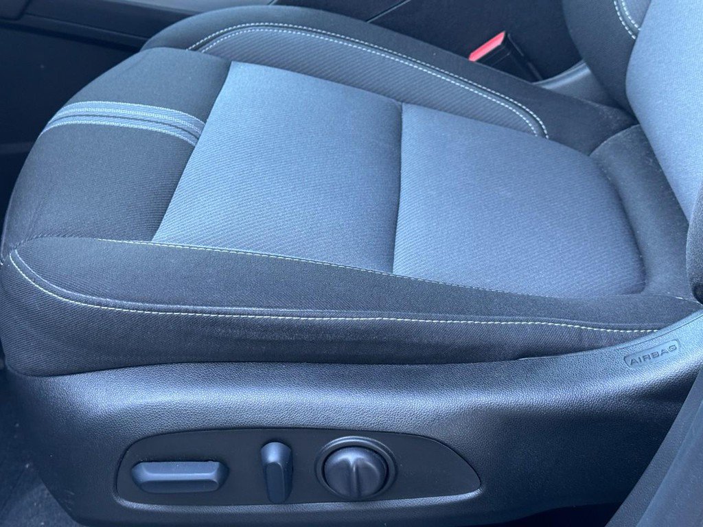 Used 2024 Chevrolet Blazer LT w/ Convenience Package image 27