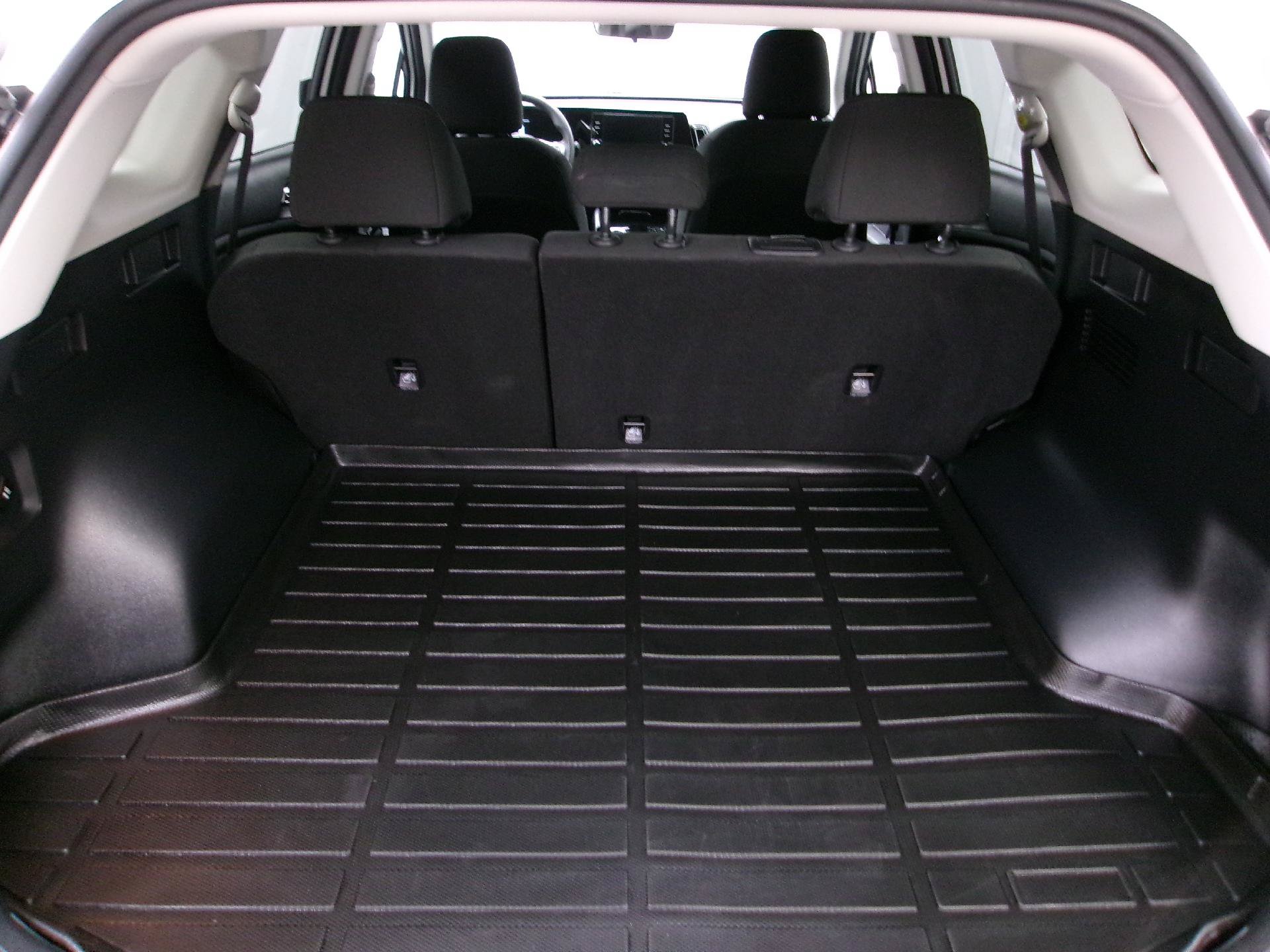 Used 2025 Kia Sportage LX AWD/4WD image 11