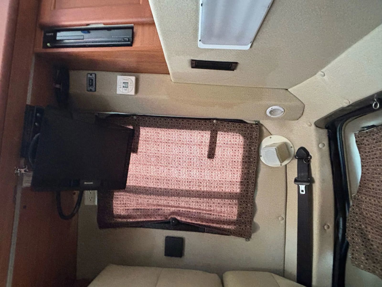 Used 2012 Chevrolet Express 2500 w/ Power Package image 25