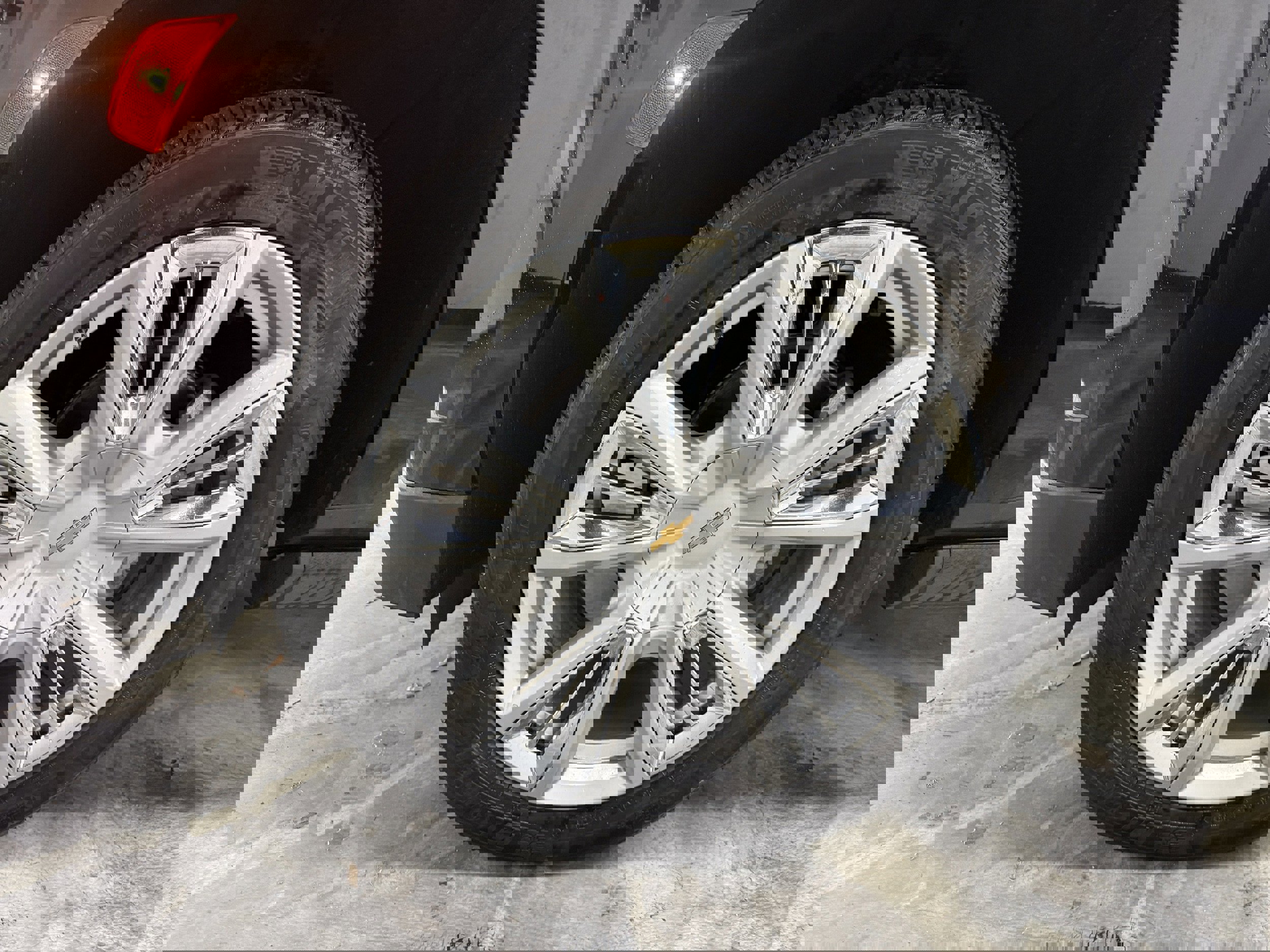 Used 2021 Chevrolet Tahoe High Country w/ Premium Package AWD/4WD image 30