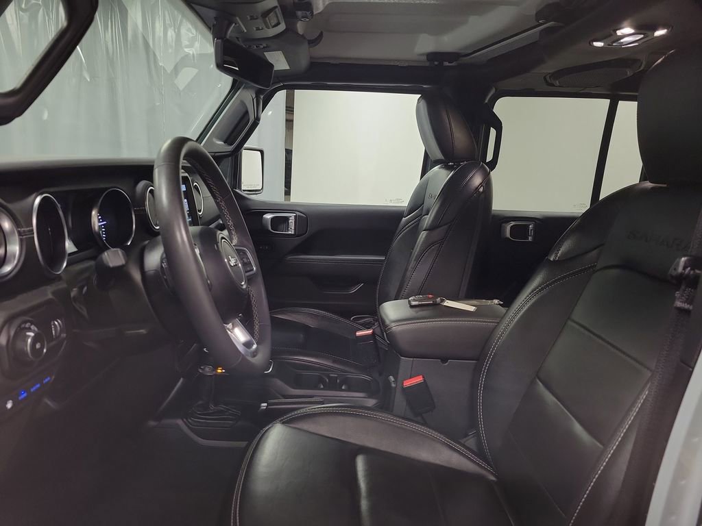 Used 2023 Jeep Wrangler Unlimited Sahara w/ Cold Weather Group AWD/4WD image 12