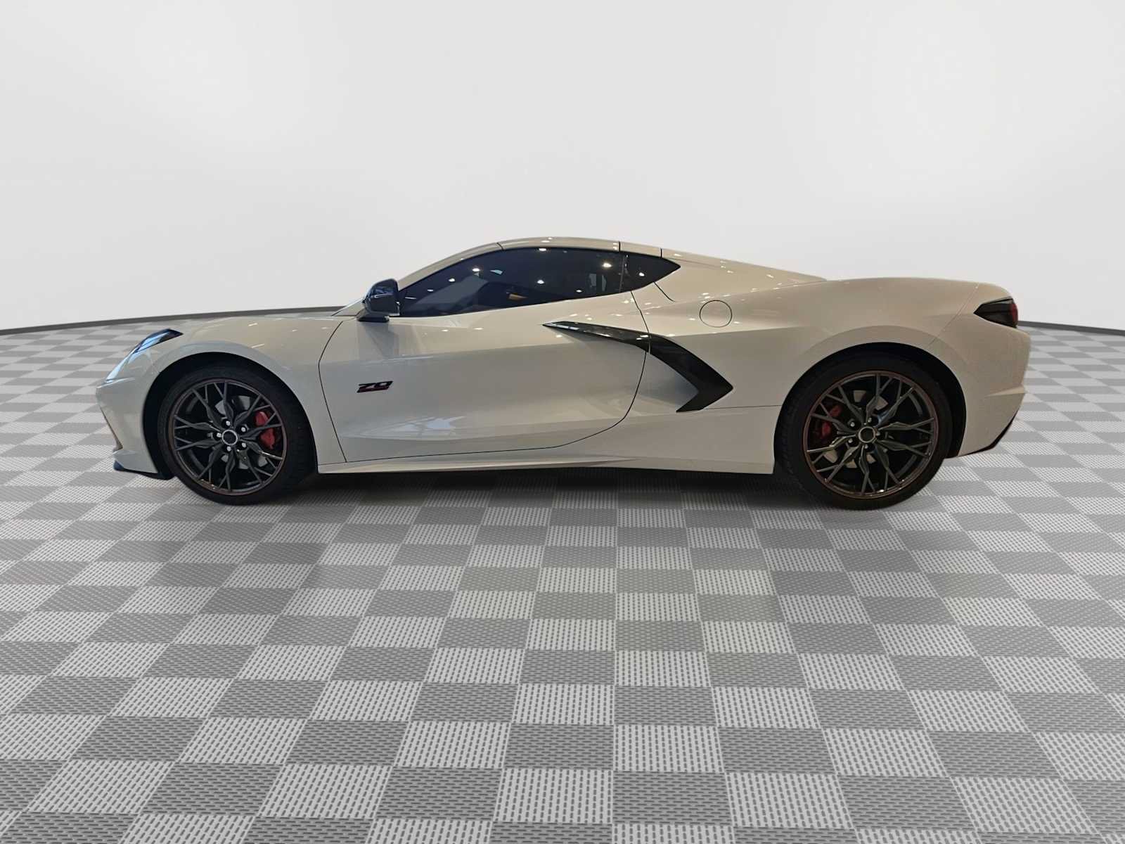 Certified 2023 Chevrolet Corvette Stingray Premium Cpe w/ Z51 Performance Package RWD image 5
