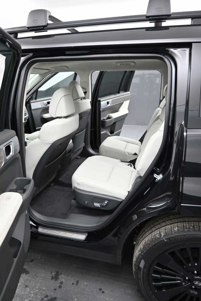 New 2026 Hyundai Santa Fe Calligraphy AWD/4WD image 14