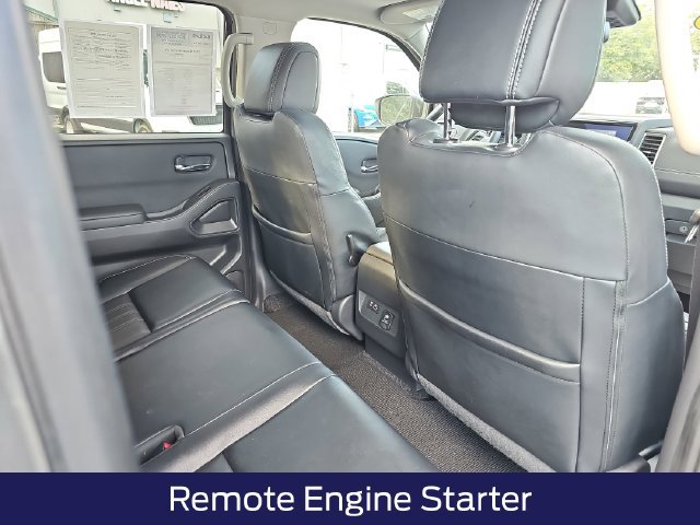 Used 2022 Nissan Frontier SV w/ SV Premium Package AWD/4WD image 13
