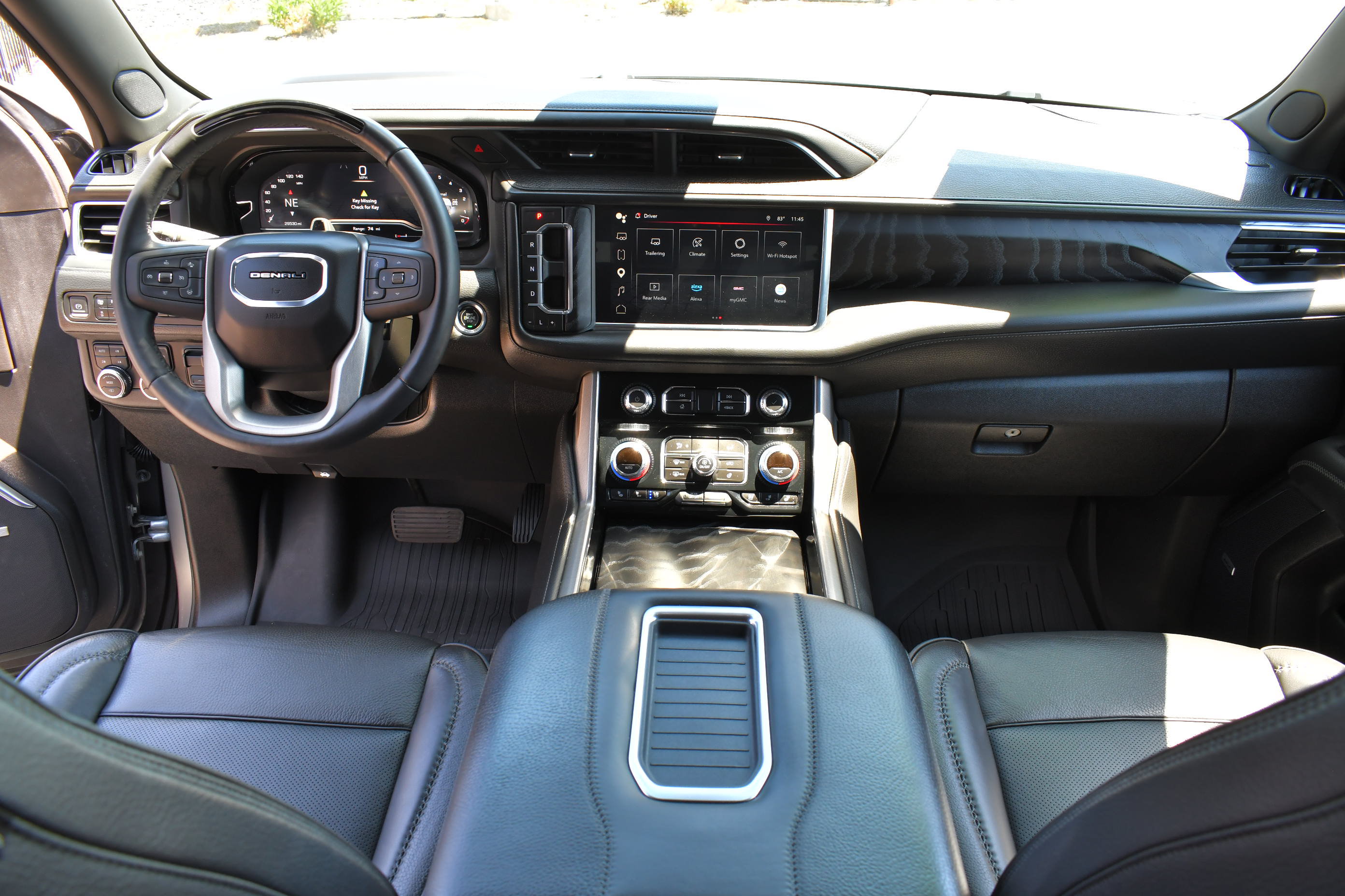 Used 2023 GMC Yukon Denali w/ Denali Reserve Package AWD/4WD image 16