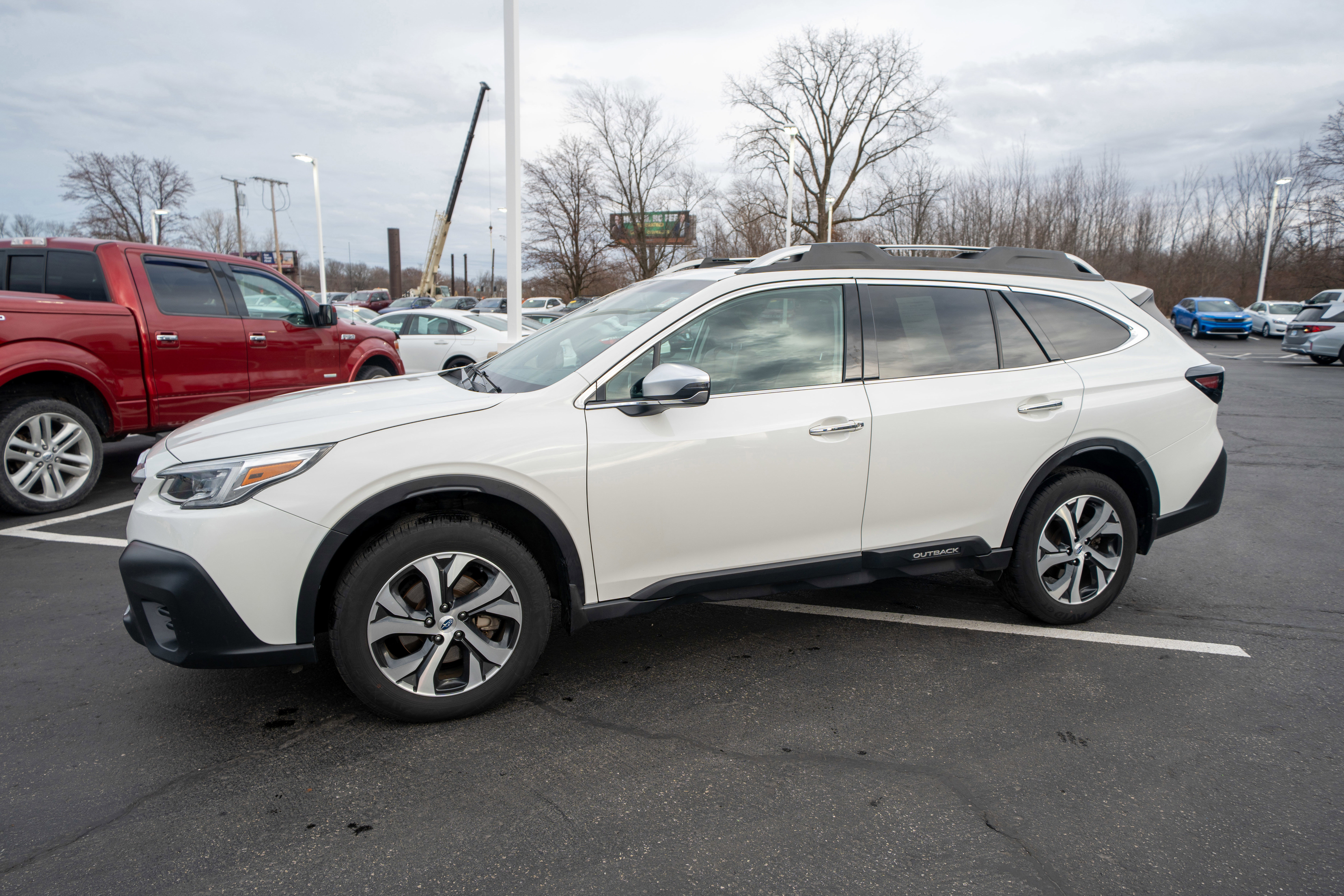 Used 2021 Subaru Outback Touring w/ Popular Package #2 image 3