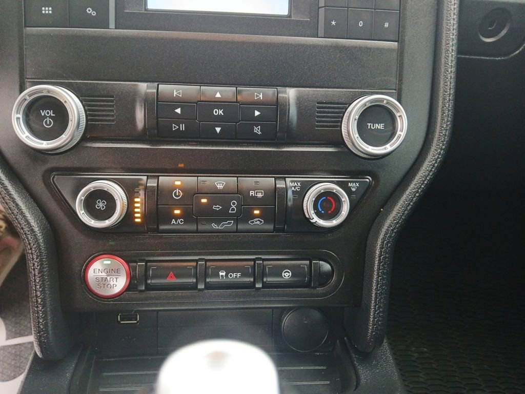 Used 2022 Ford Mustang EcoBoost w/ Black Accent Package image 22