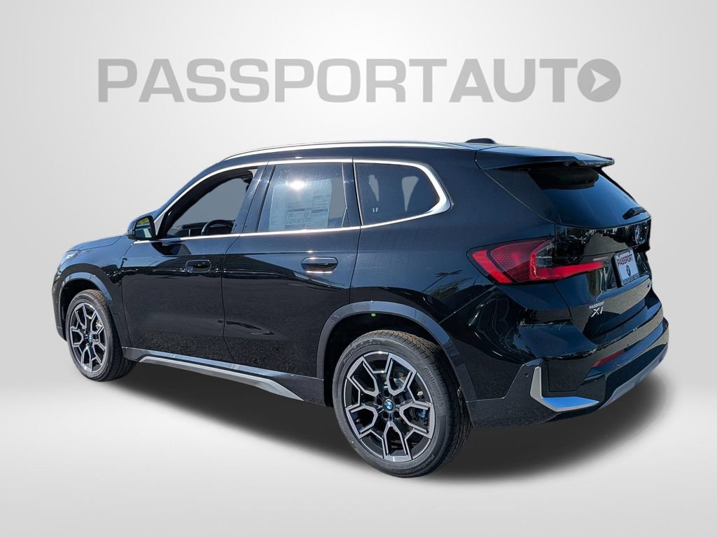 New 2026 BMW X1 xDrive28i w/ Technology Package AWD/4WD image 3