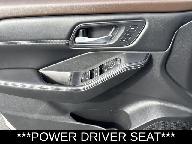 Used 2023 Nissan Rogue SL w/ SL Premium Package AWD/4WD image 9