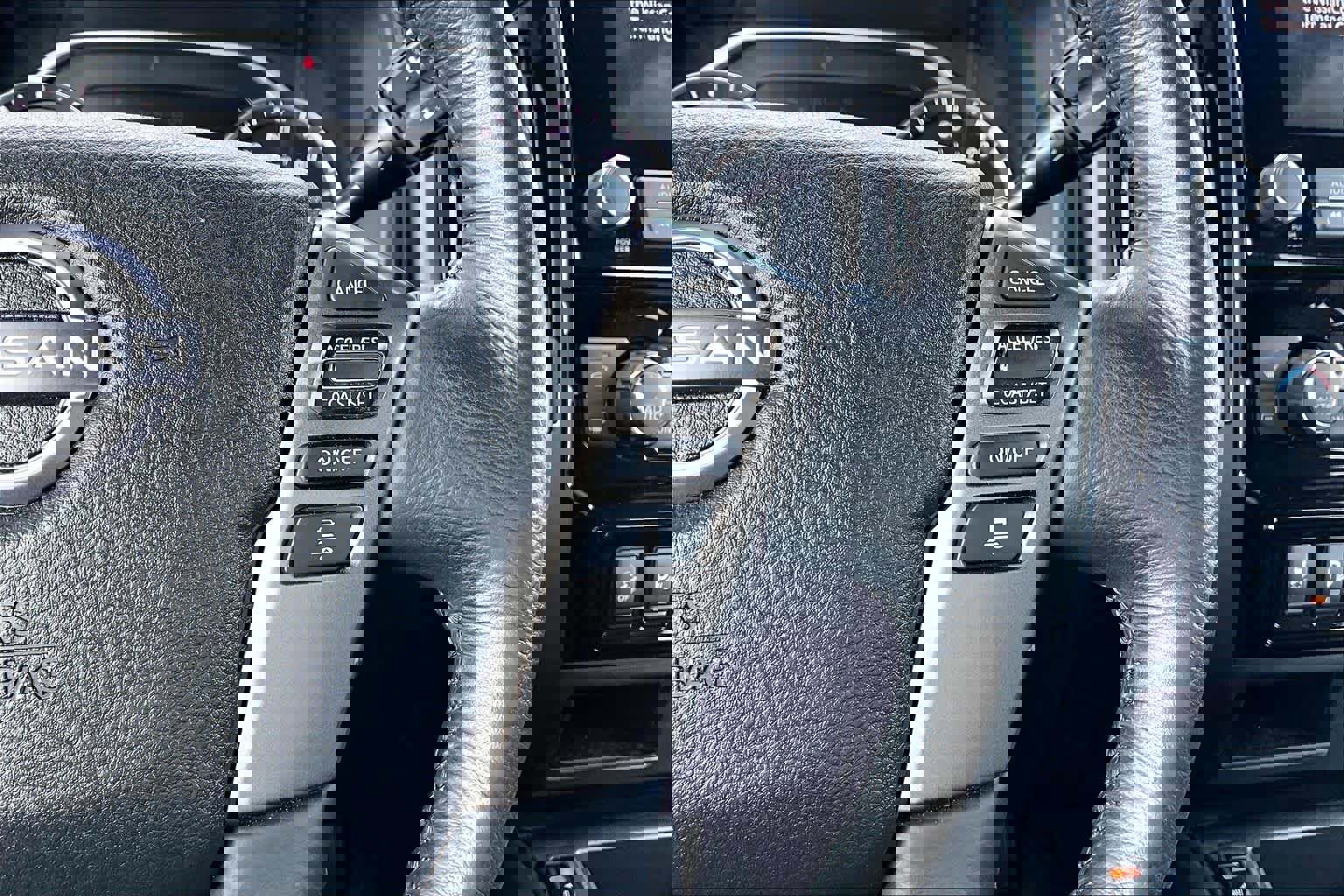 Certified 2024 Nissan Titan SV w/ SV Bronze Edition Package image 24