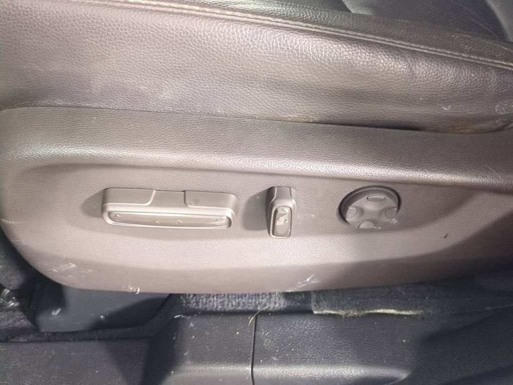 Used 2018 Honda Odyssey Elite image 24