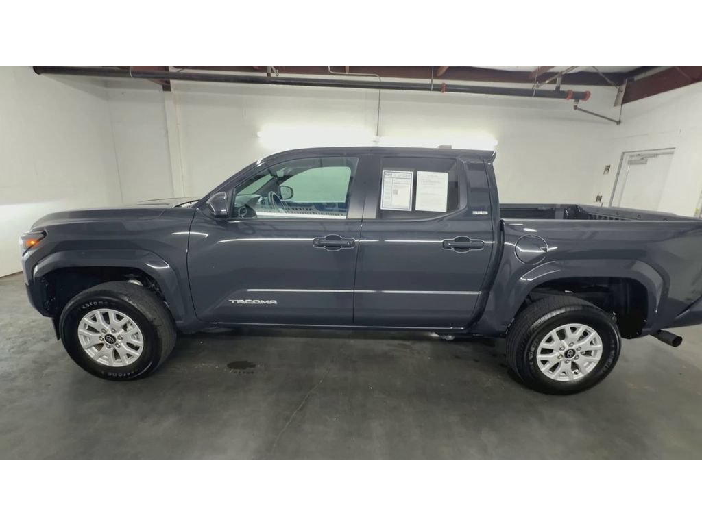Used 2024 Toyota Tacoma SR5 RWD image 5