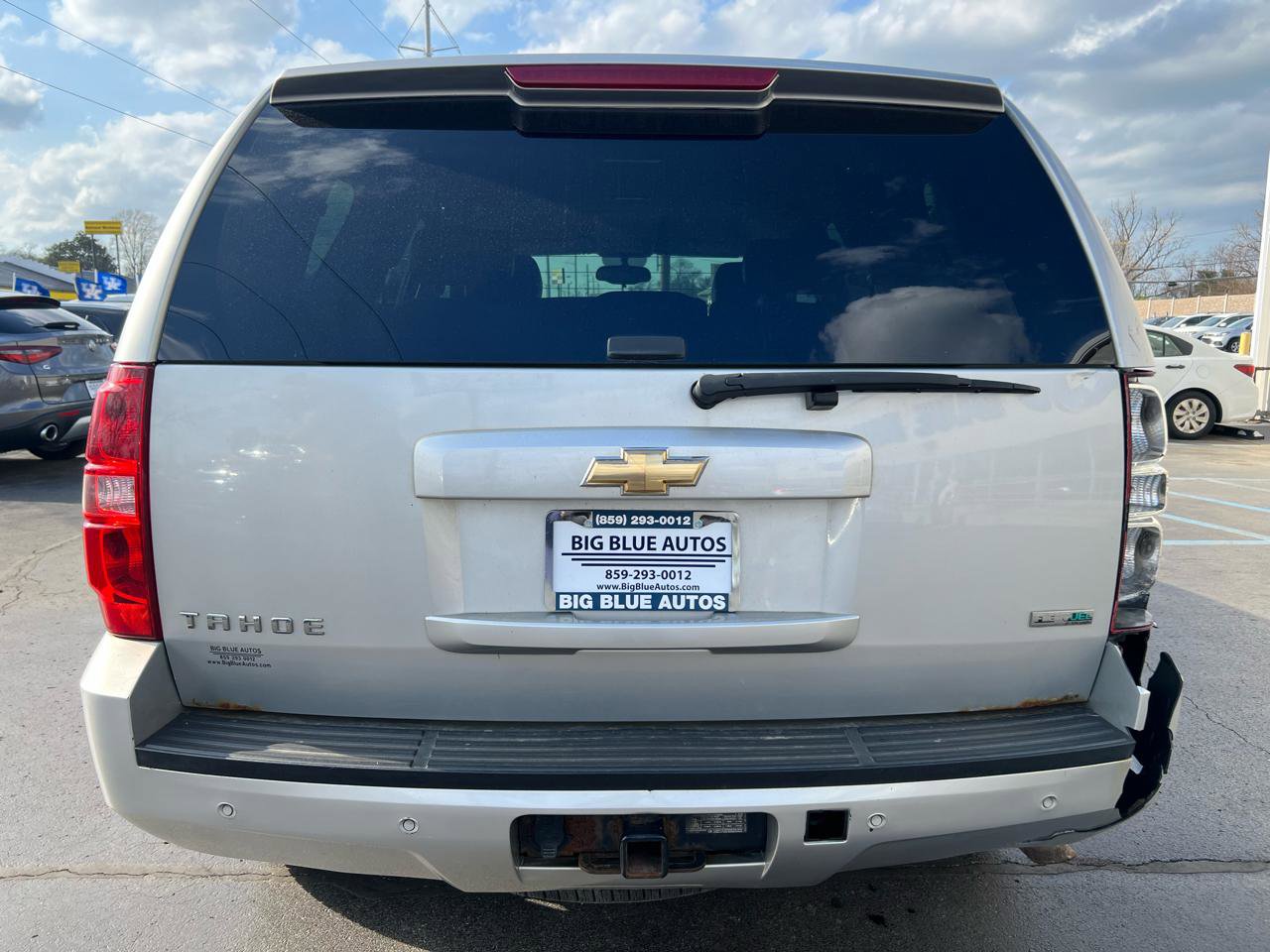 Used 2010 Chevrolet Tahoe LT AWD/4WD image 4