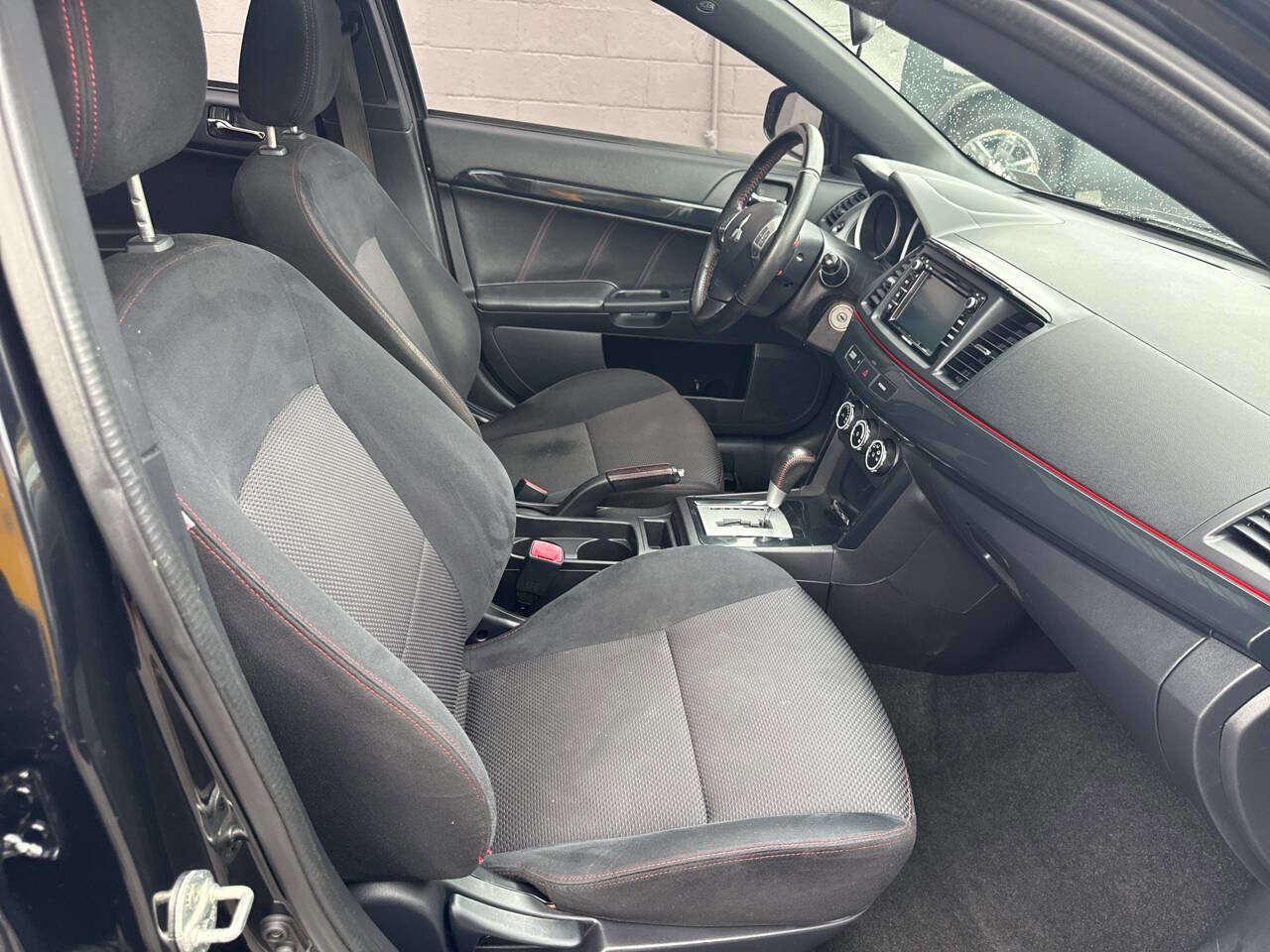 Used 2017 Mitsubishi Lancer LE FWD image 23