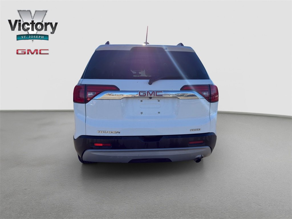 Used 2018 GMC Acadia SLE image 10
