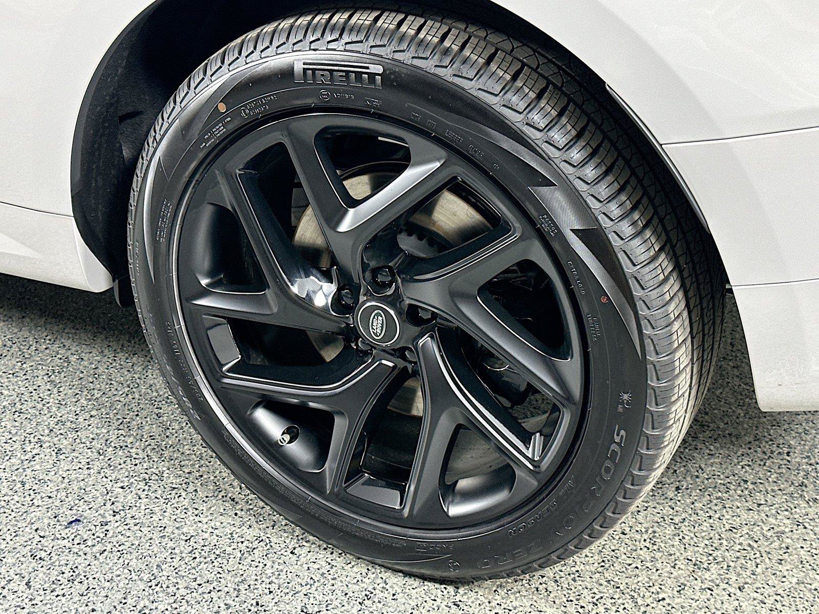 Certified 2025 Land Rover Range Rover Sport Dynamic SE AWD/4WD image 8