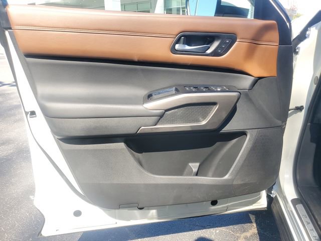 Certified 2023 Nissan Pathfinder Platinum image 12