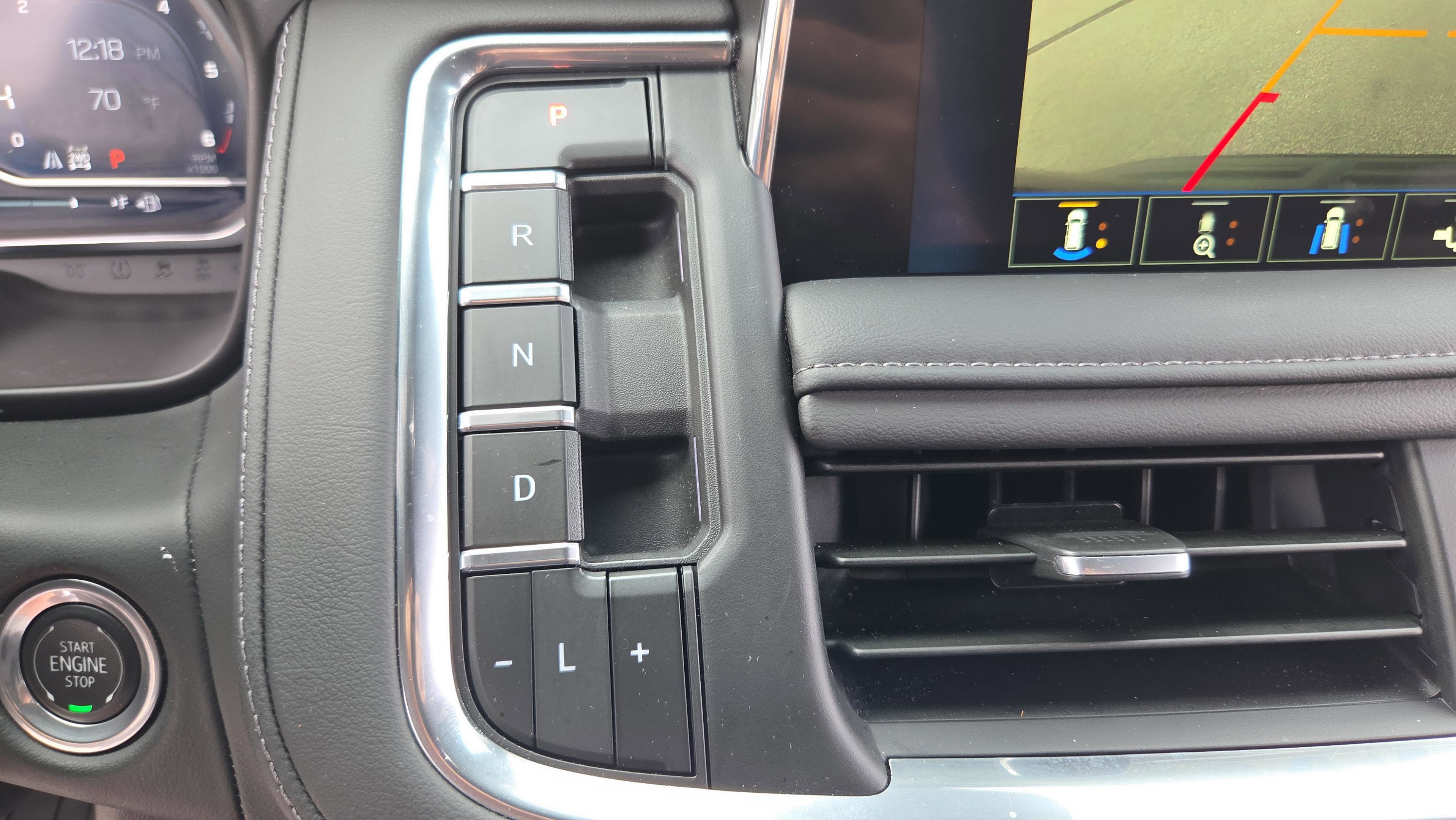 Used 2024 Chevrolet Tahoe Z71 w/ Luxury Package image 21