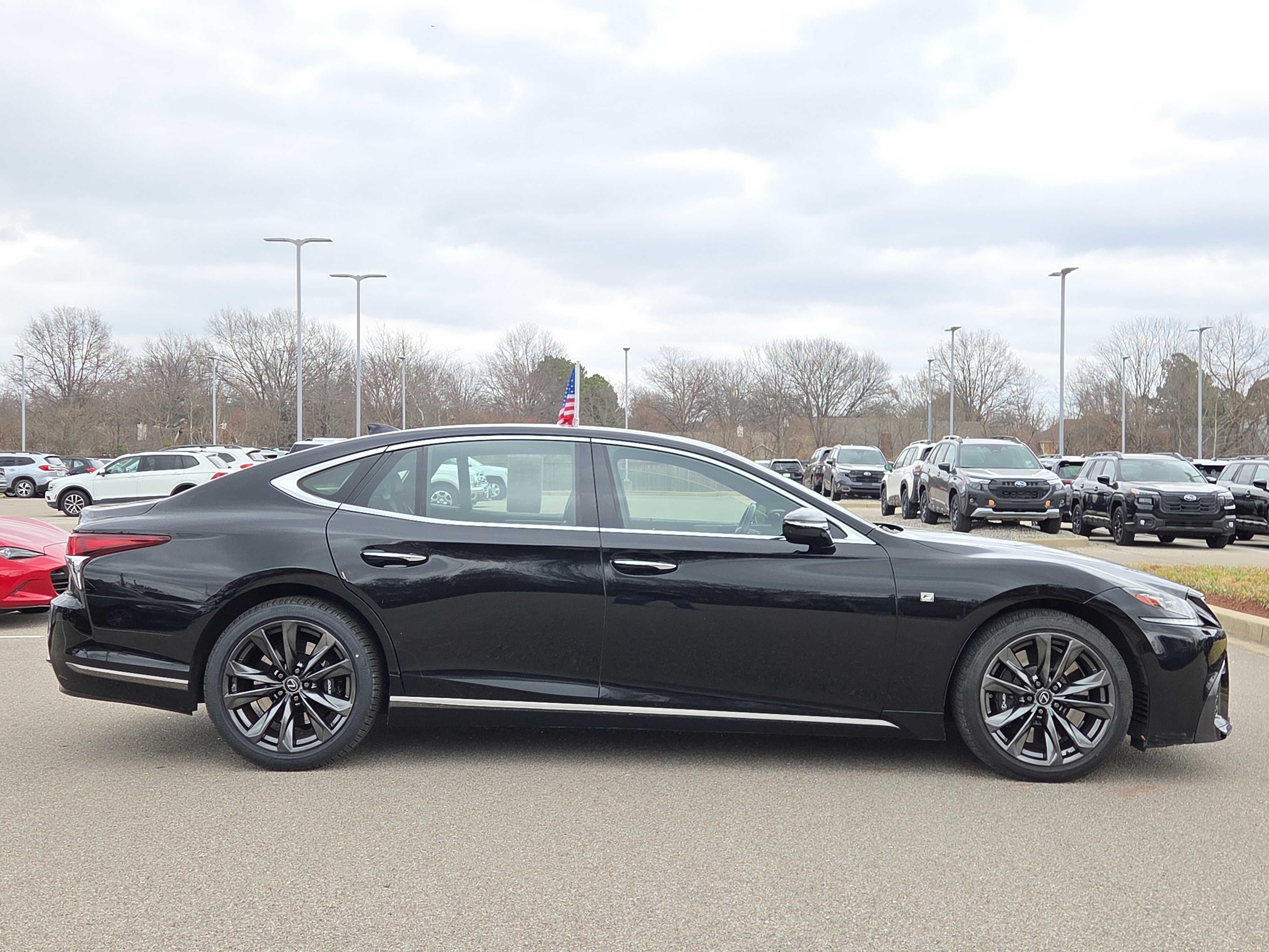 Used 2019 Lexus LS 500 F Sport image 2