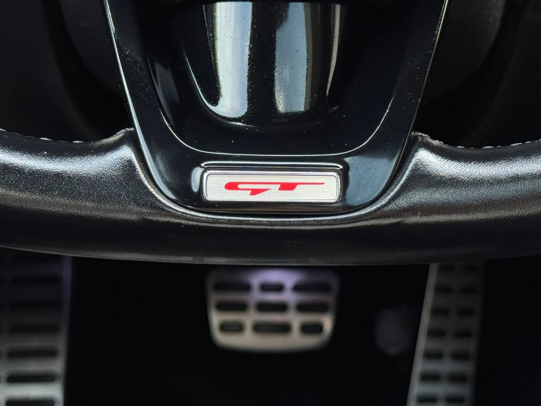 Used 2018 Kia Stinger GT2 RWD image 34