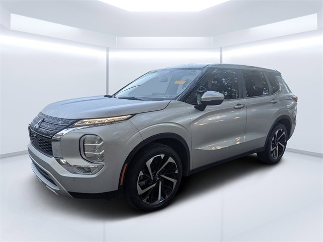 Used 2022 Mitsubishi Outlander SE image 7