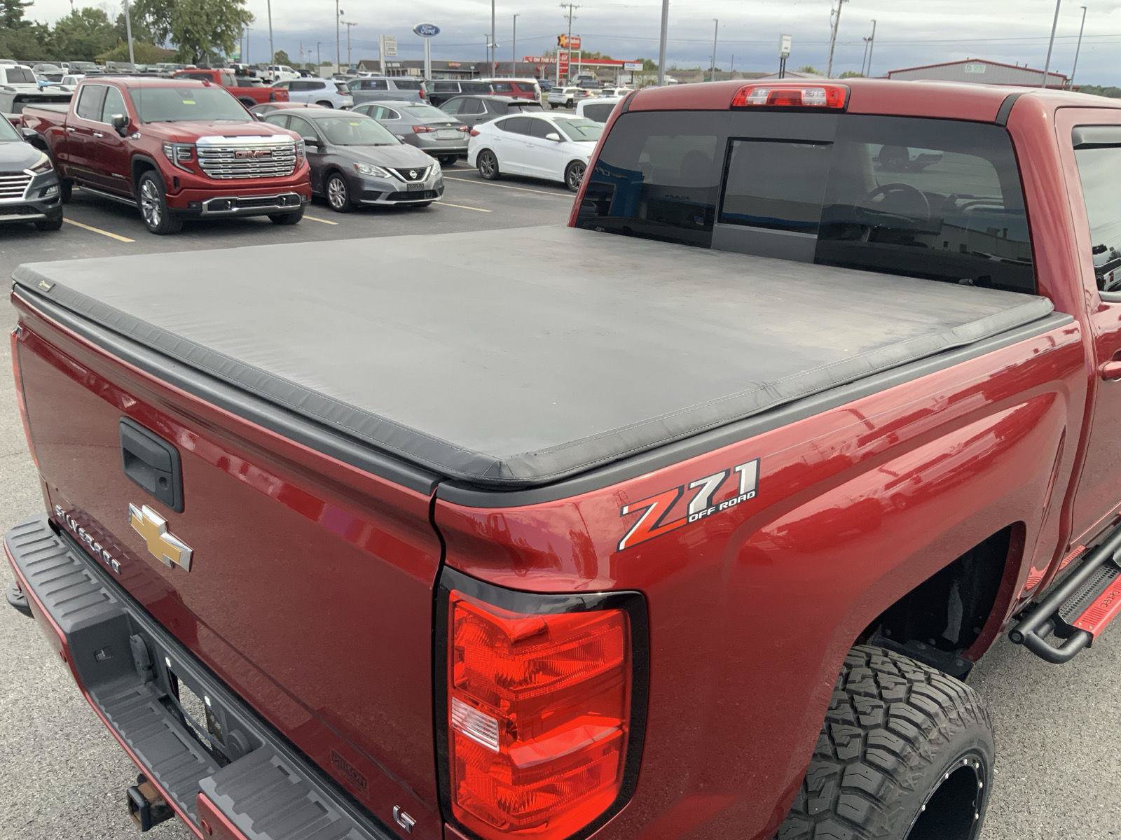 Used 2018 Chevrolet Silverado 1500 LT w/ Texas Edition AWD/4WD image 13