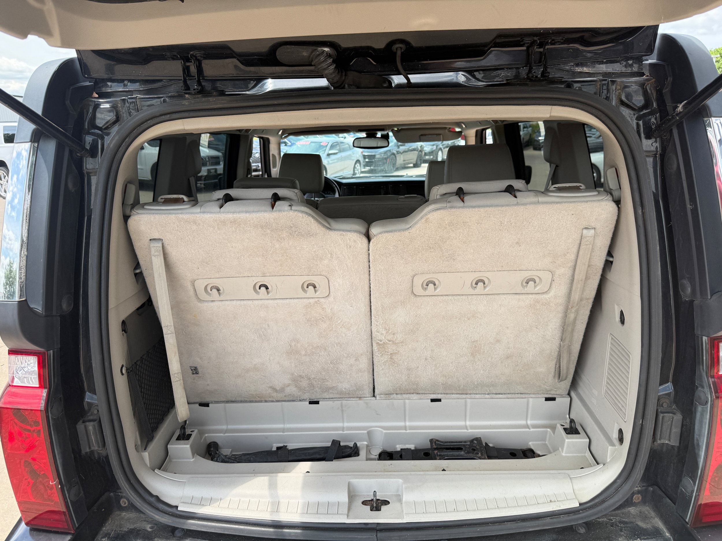 Used 2006 Jeep Commander Limited w/ Trailer Tow Group IV AWD/4WD image 7