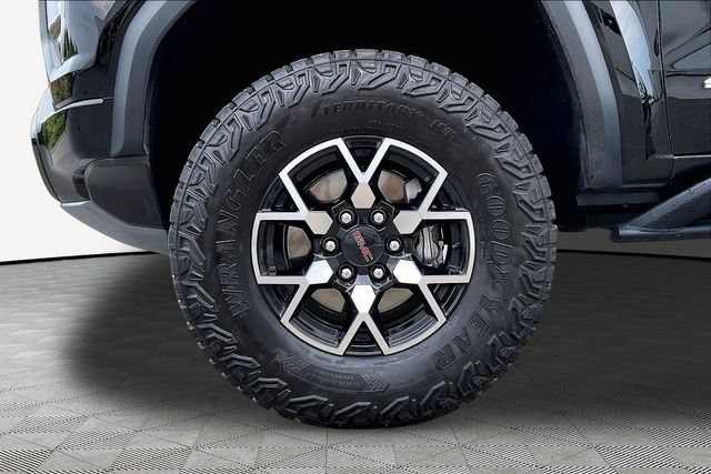 Used 2024 GMC Canyon AT4X AWD/4WD image 22