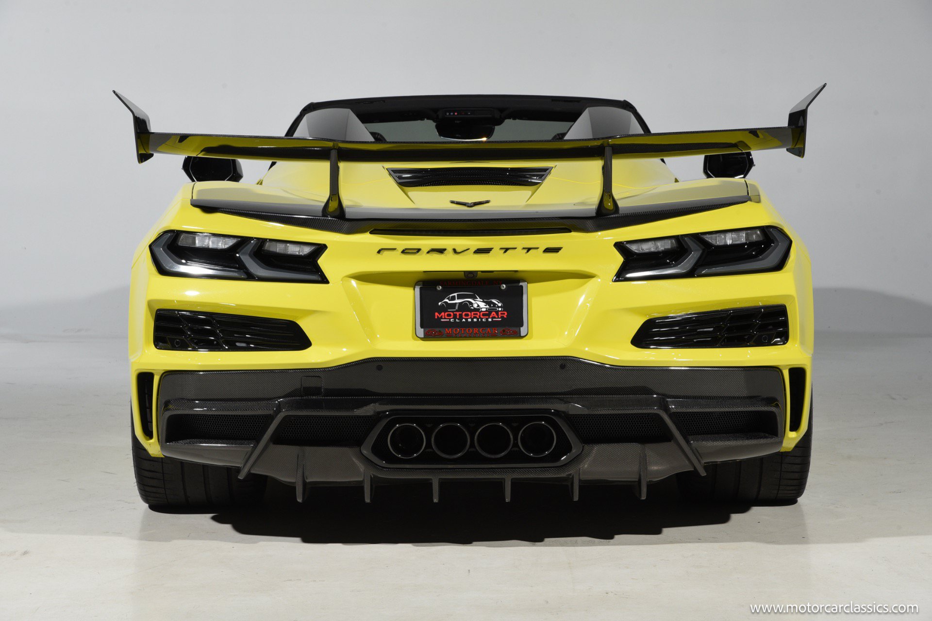Used 2024 Chevrolet Corvette Z06 RWD image 6