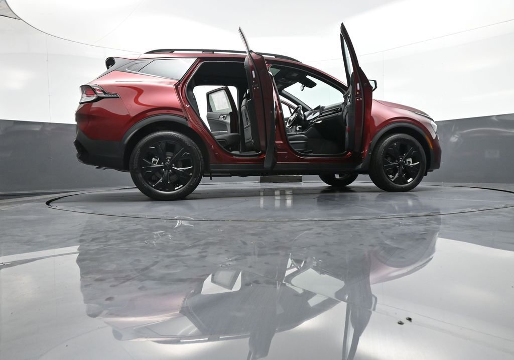 Certified 2025 Kia Sportage X-Line w/ Premium Package AWD/4WD image 49