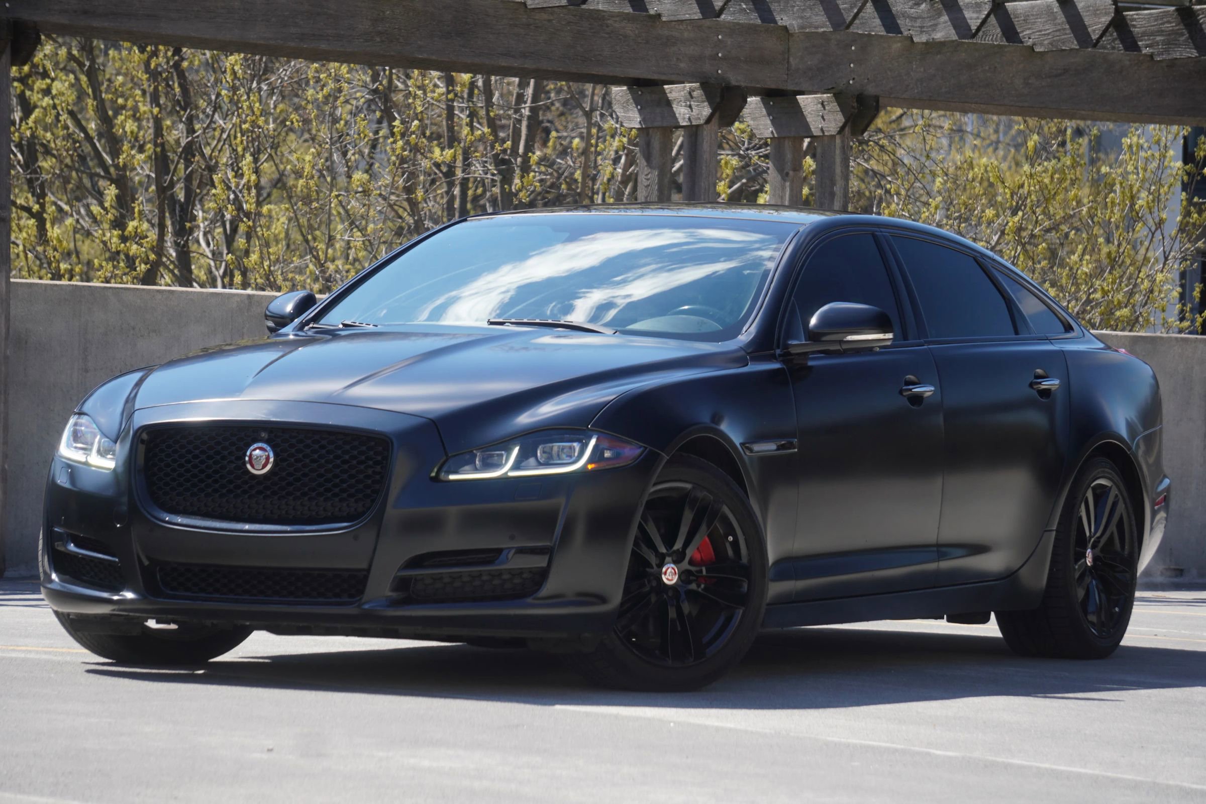 Used 2016 Jaguar XJ L Portfolio AWD/4WD image 5