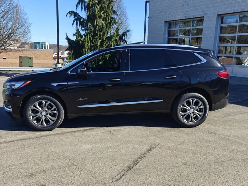 Used 2019 Buick Enclave Avenir w/ Avenir Technology Package AWD/4WD image 8
