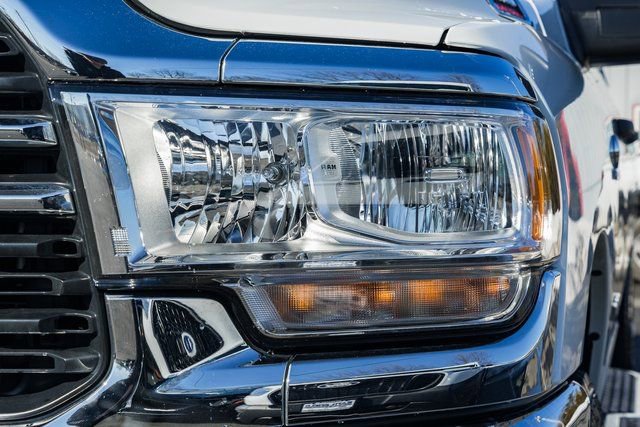 Used 2024 RAM 3500 Big Horn image 13