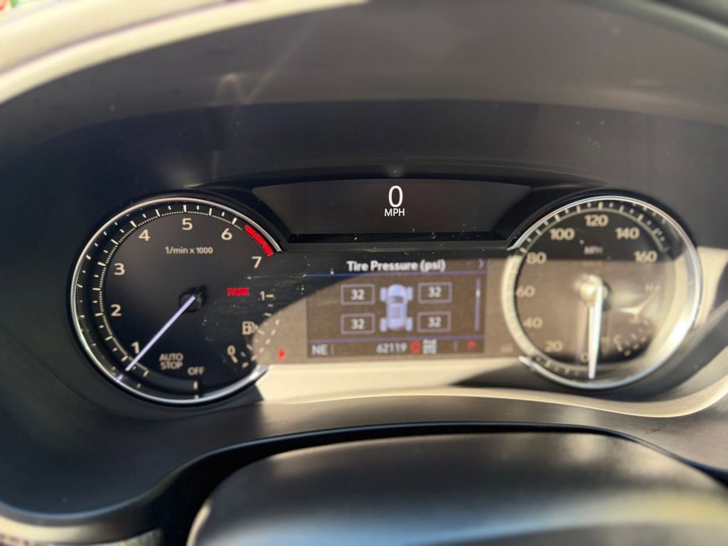 Used 2019 Cadillac XT4 Premium Luxury AWD/4WD image 15