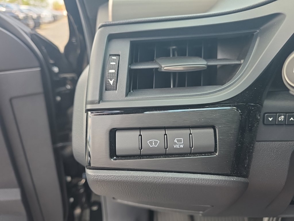 Used 2025 Lexus ES 350 F Sport FWD image 17