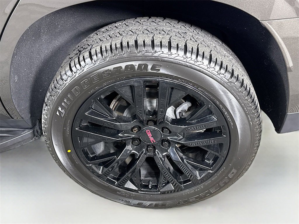 Used 2021 GMC Yukon Denali image 38