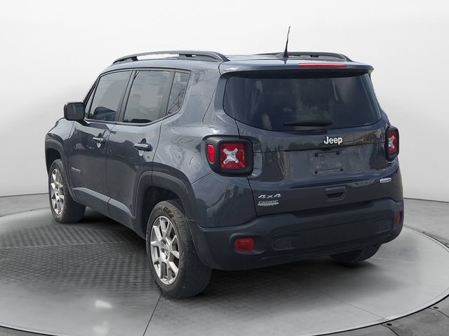 Used 2022 Jeep Renegade Latitude AWD/4WD image 3