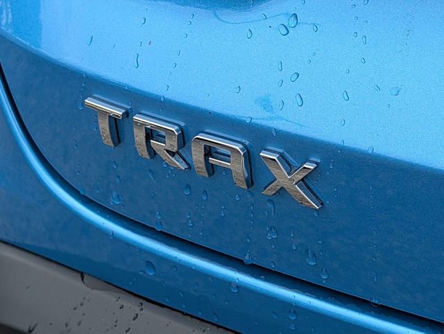 Used 2025 Chevrolet Trax ACTIV w/ Driver Confidence Package image 11