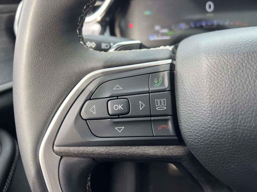 Certified 2024 Jeep Grand Cherokee Limited 4xe image 32