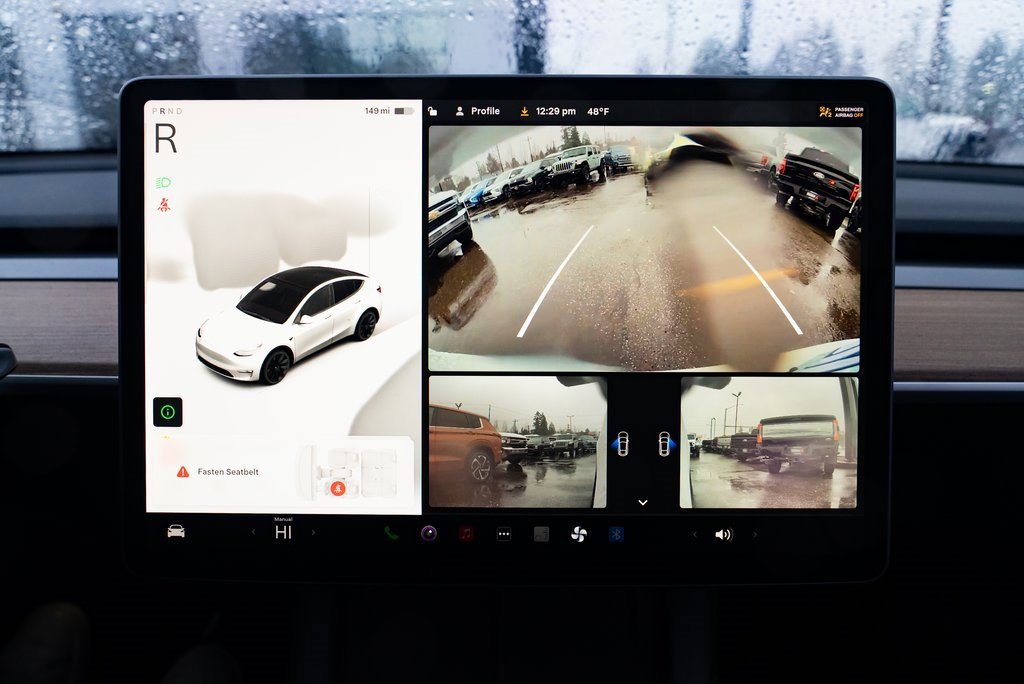 Used 2023 Tesla Model Y Long Range image 13