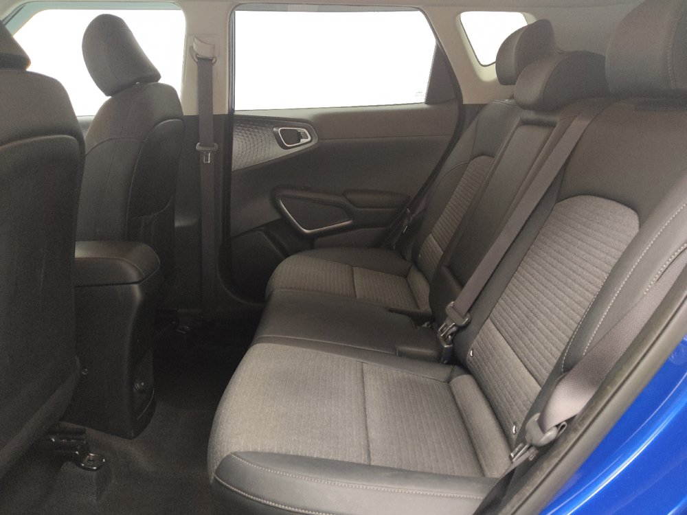 Used 2020 Kia Soul EX w/ Option Group 015 FWD image 18