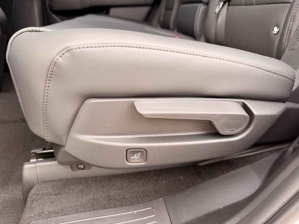 New 2027 Hyundai Santa Fe SEL FWD image 28