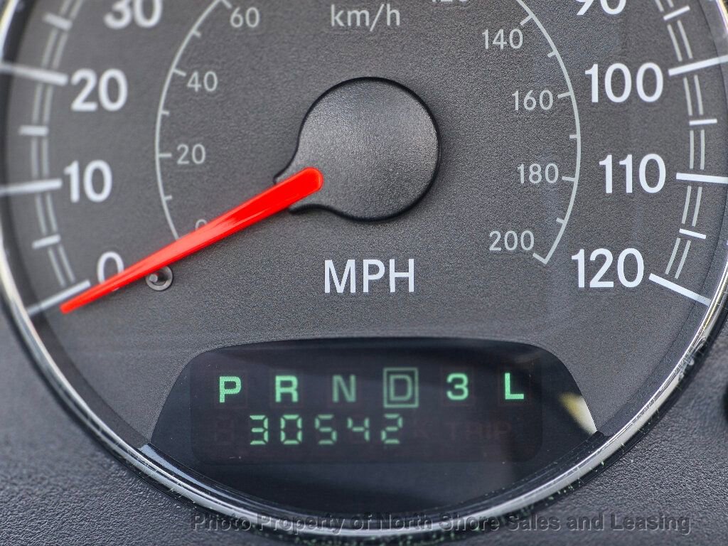 Used 2004 Chrysler Sebring LXi image 57