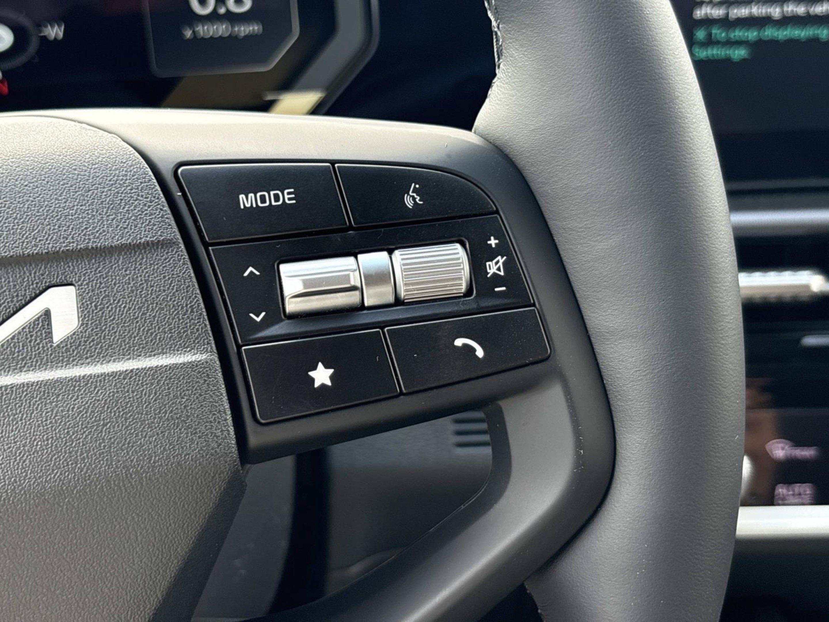 New 2027 Kia Sportage SX FWD image 24