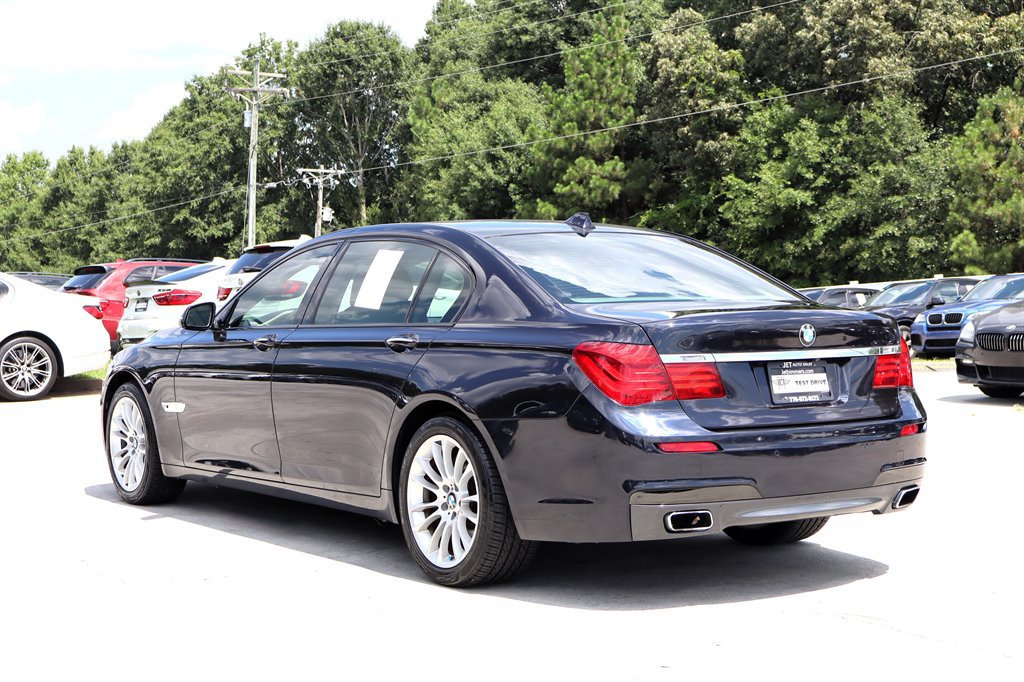 Used 2013 BMW 750Li RWD image 5