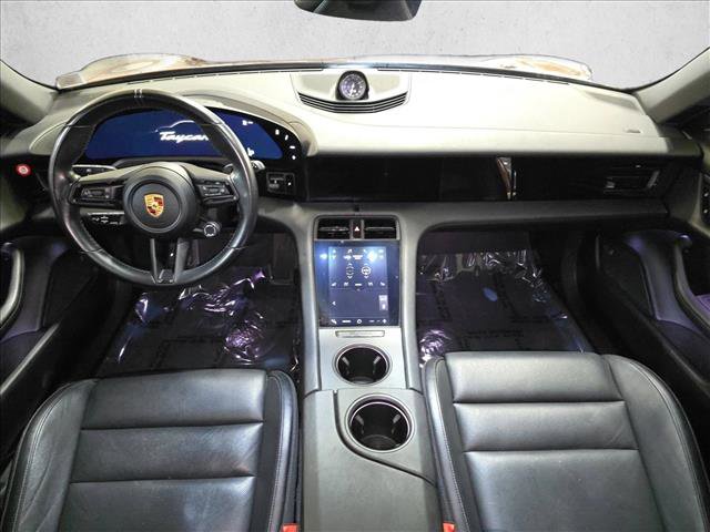 Used 2022 Porsche Taycan 4 Cross Turismo w/ Premium Package image 9