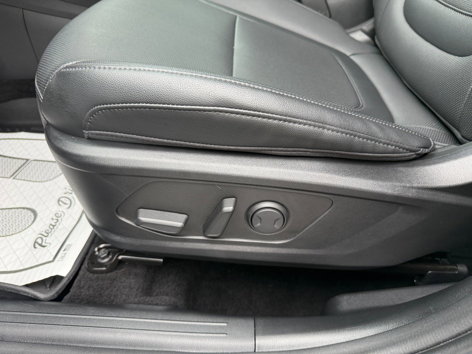 Used 2025 Hyundai Santa Cruz XRT AWD/4WD image 24