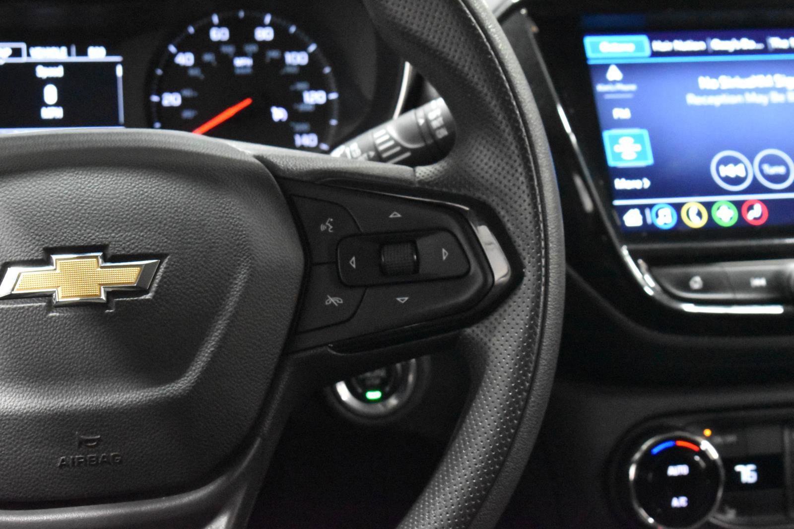 Used 2023 Chevrolet TrailBlazer LT w/ Convenience Package image 10